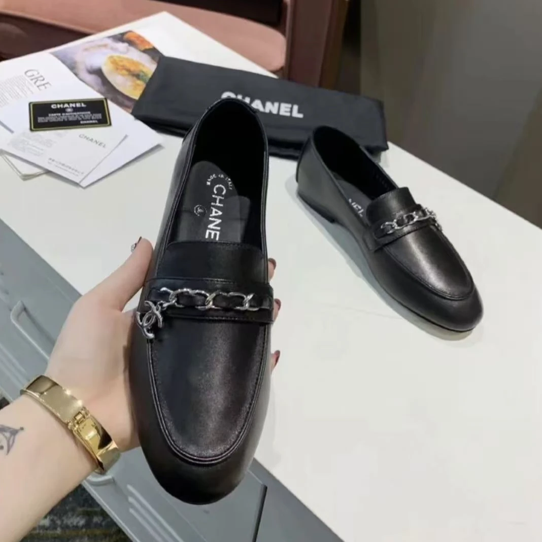 未使用 Chanel/香奈儿 银链条乐福鞋