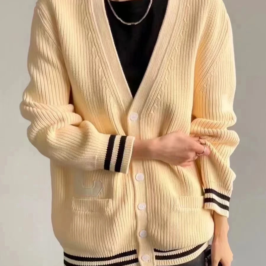 未使用 Celine/思琳 米白色字母logo针织开衫/M码