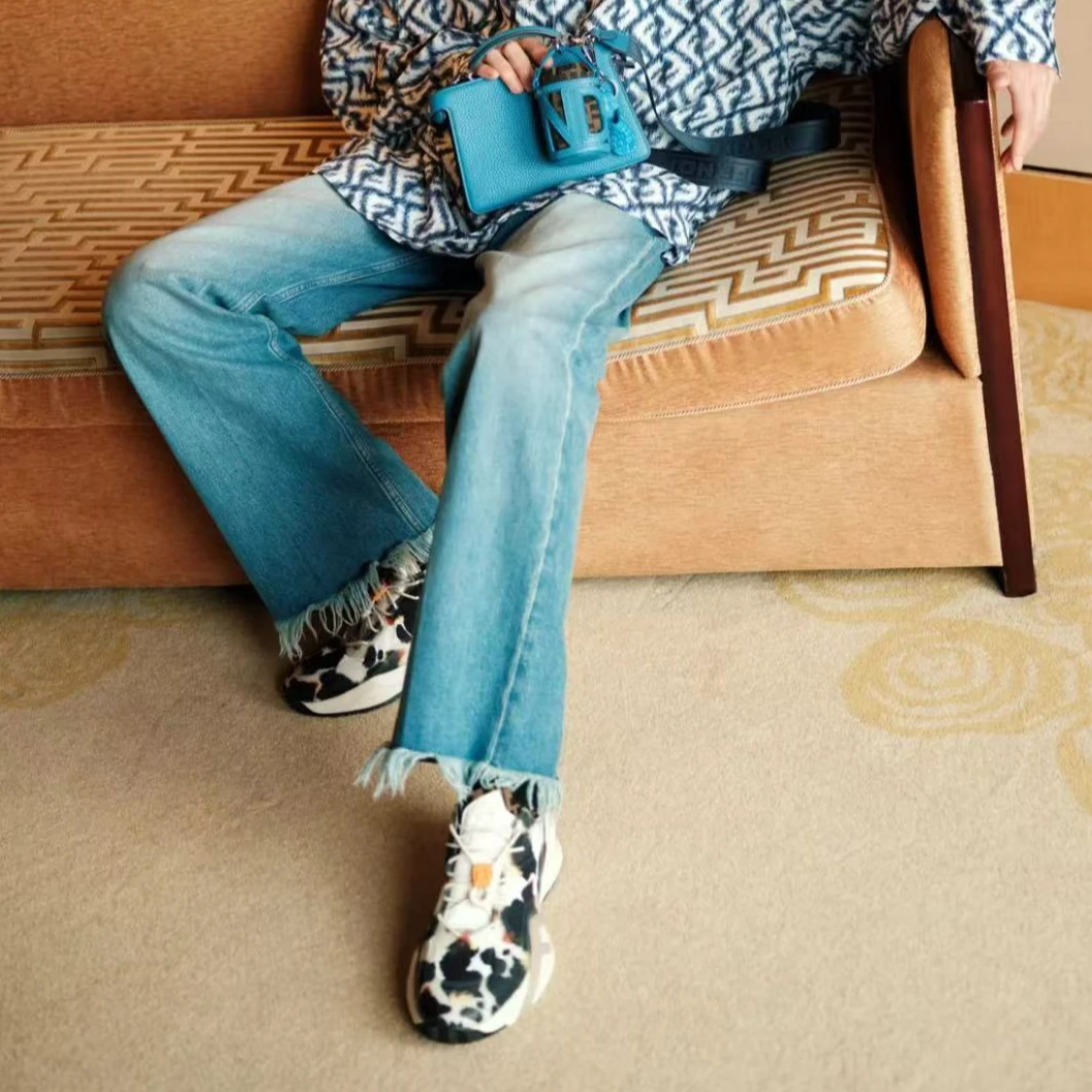 全新未使用 FENDI/芬迪 Flow低帮运动休闲鞋/8码