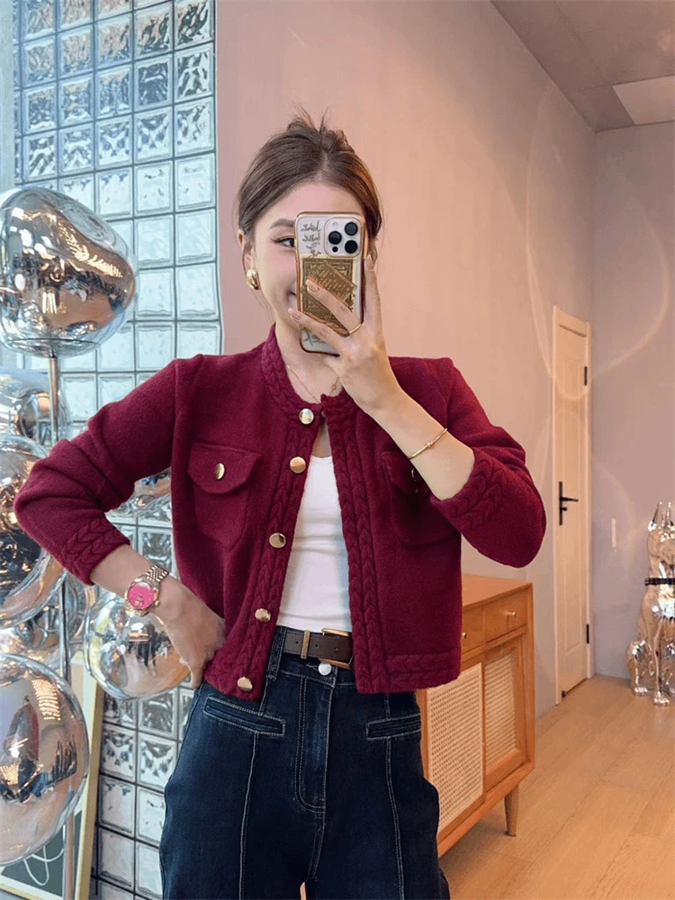 时尚减龄长袖秋季短款开衫毛衣外套女新款口袋单排扣针织衫上衣潮