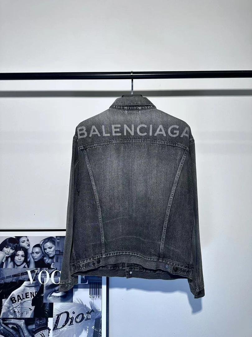 99新 Balenciaga/巴黎世家 背后Logo牛仔夹克外套/46码