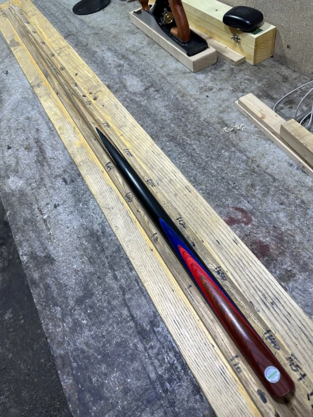 班恩台球杆 A4。3/4