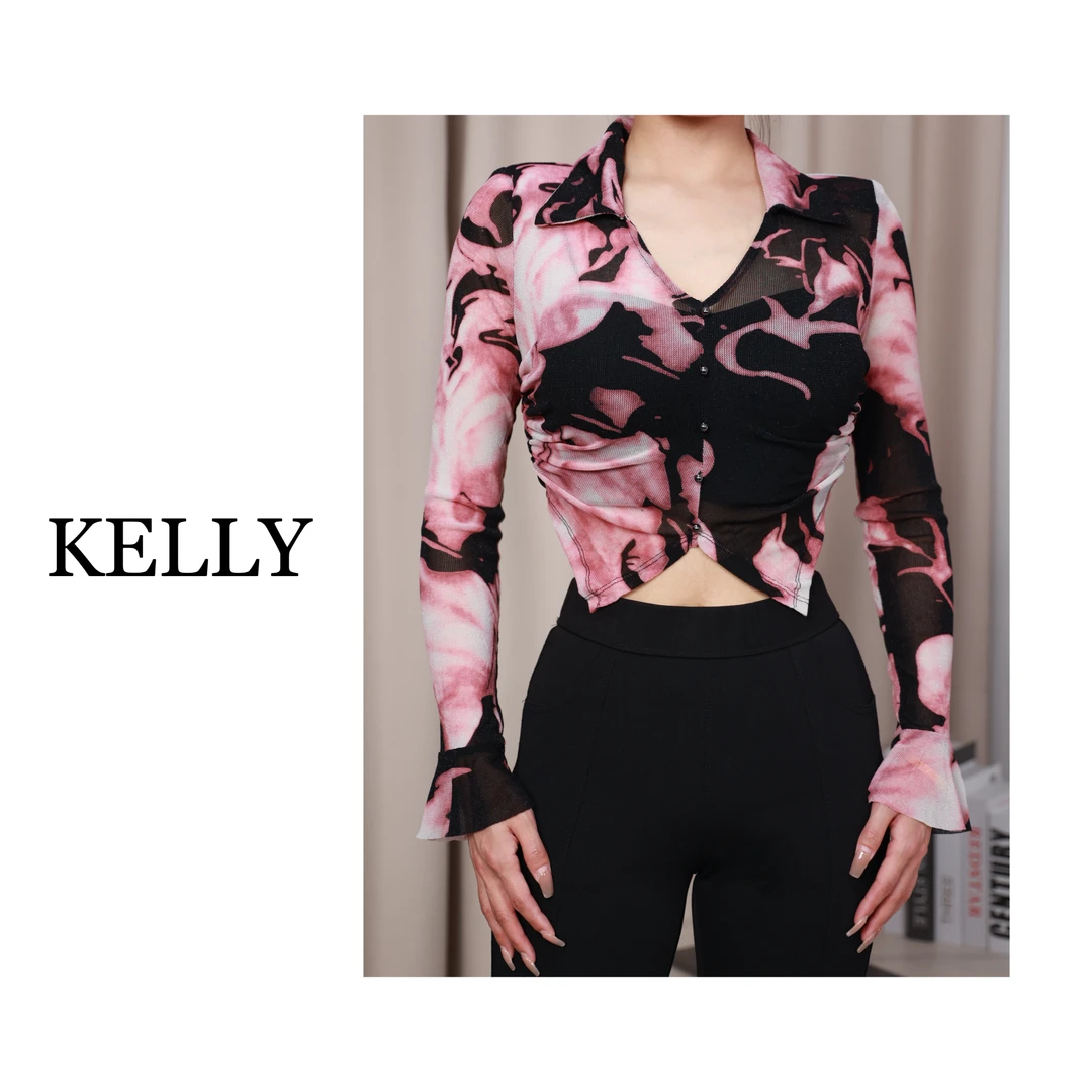 KELLY/粉墨登场/调性十足/字母印花紧身上衣/性感收腰显瘦T恤