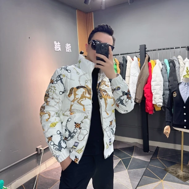 2023冬季新款男士小棉袄韩版修身时尚短款棉绒印花刺绣帅气棉服男