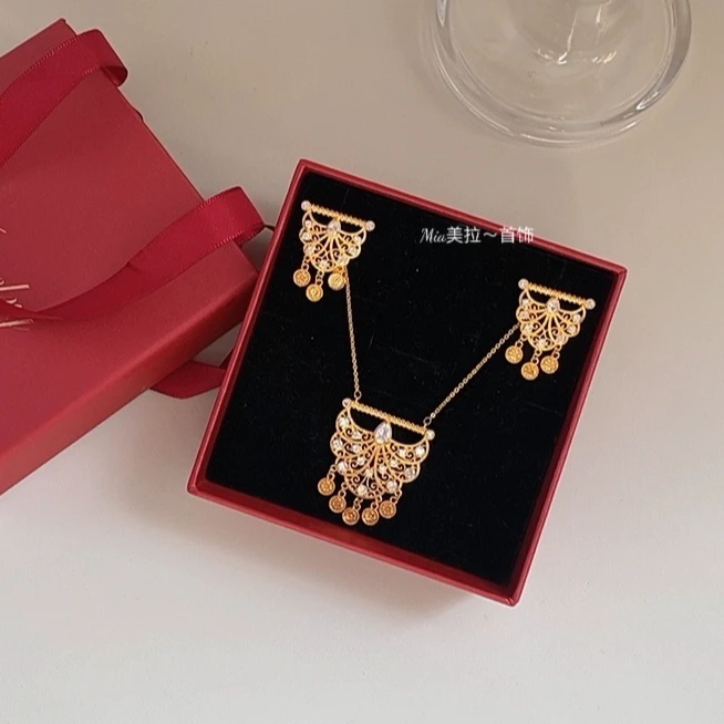 钛钢亚克力项链 两件套气质轻奢时尚可爱百搭小众ins满钻国风简约