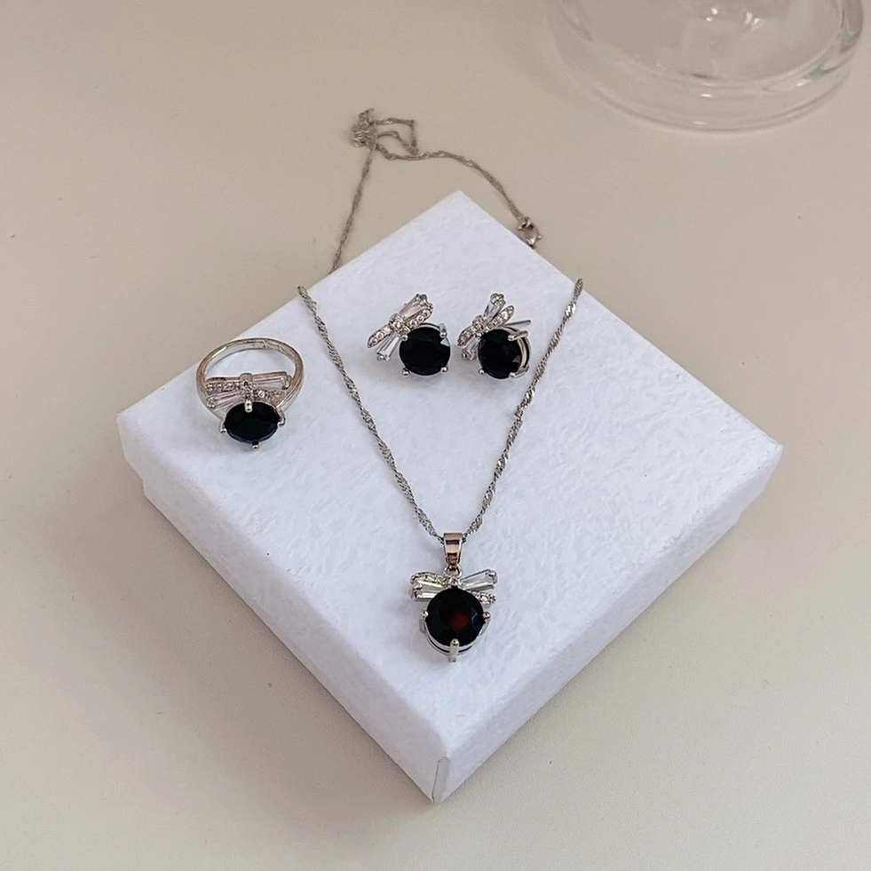 钛钢亚克力项链 三件套气质轻奢时尚百搭黑色复古小众简约双面