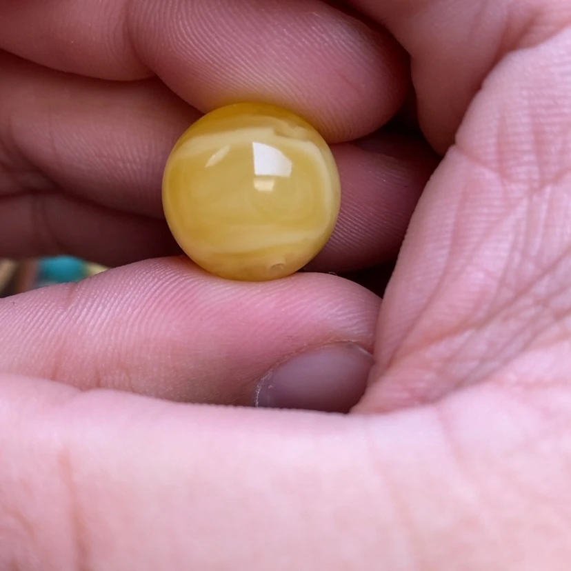 【闪购商品】蜜蜡裸石未镶嵌六****糕