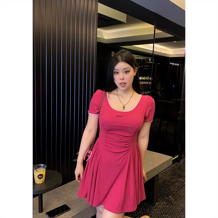 黑泽微胖mm2023夏季新款方领收腰显瘦连衣裙多巴胺时尚短裙女