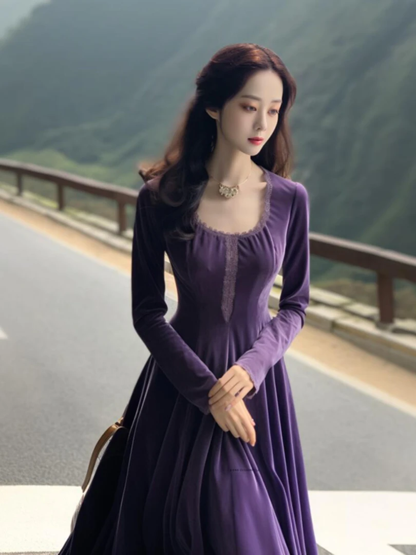 2024早春法式浪漫复古穿搭气质长裙超好看收腰紫色丝绒连衣裙秋季