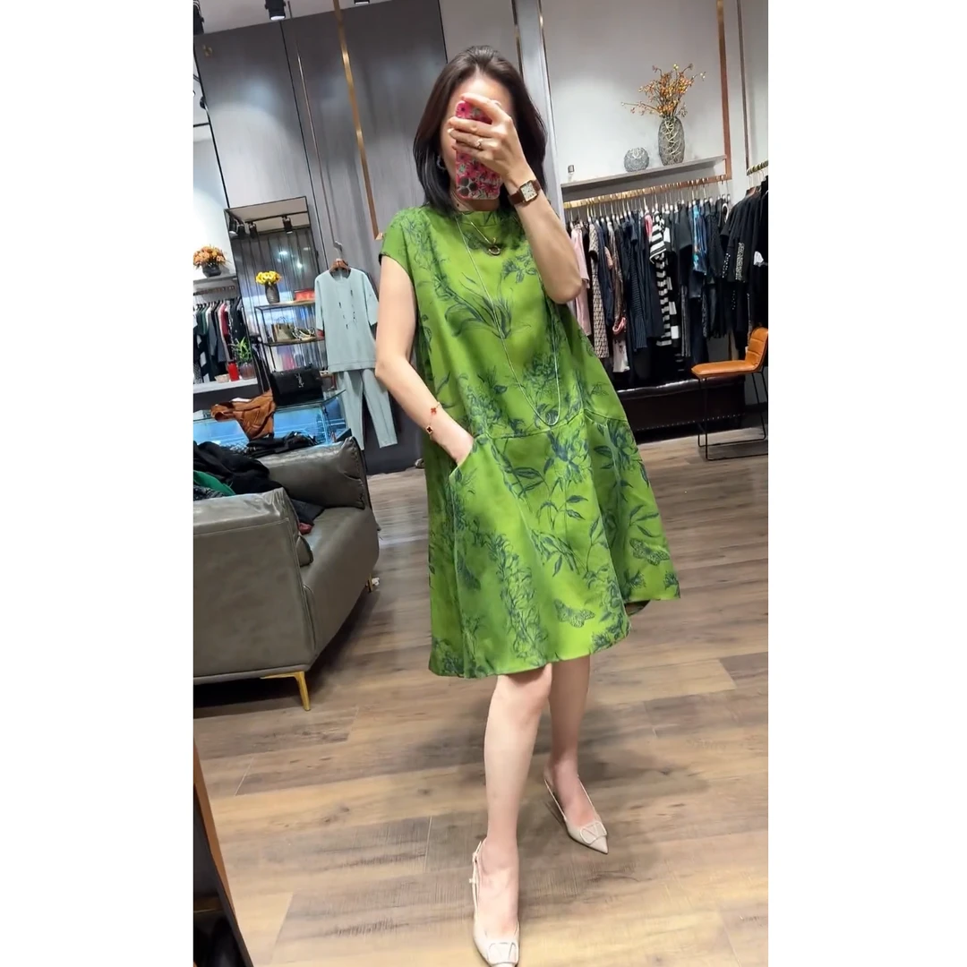 时尚高端大码印花连衣裙女2024夏季新款绿色复古气质宽松显瘦裙子
