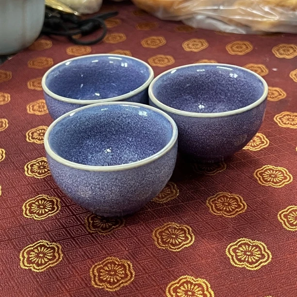 均紫浅色窑变小杯子三只