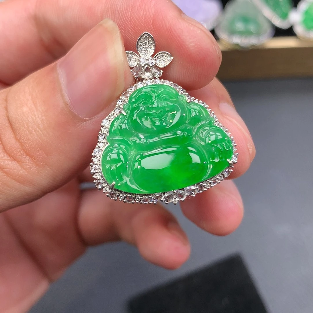 翡翠吊坠(赠链)18K金镶嵌