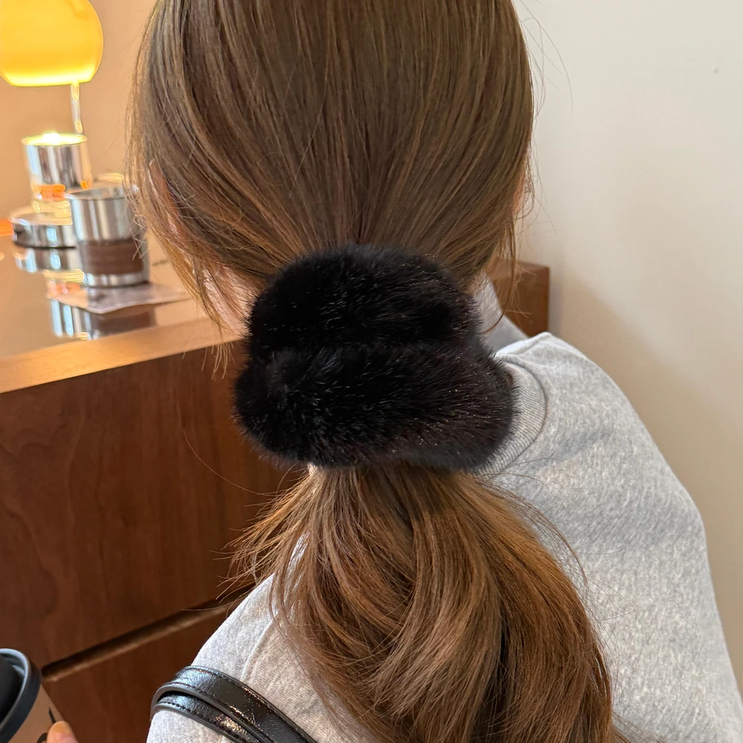 2024秋冬网红款毛绒丸子头大肠发圈美拉德简约高弹力耐用毛毛头绳