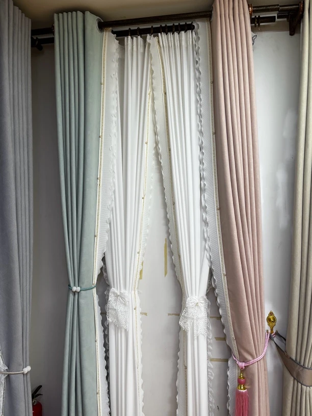 雪尼尔无缝拼接窗帘定制品