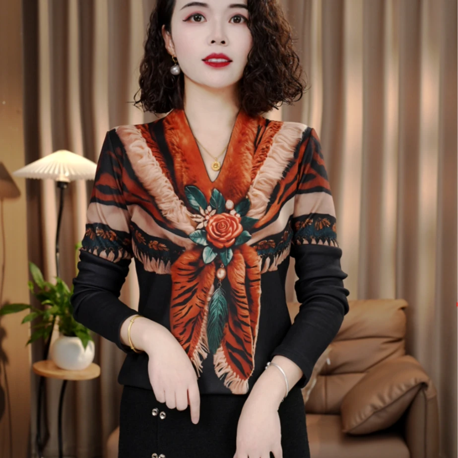 玫瑰花开秋冬新款加厚显瘦百搭打底衫上衣女小衫