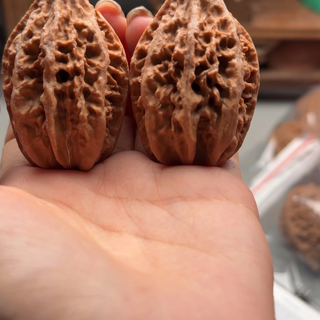 文玩核桃把件关东木子楸百核118