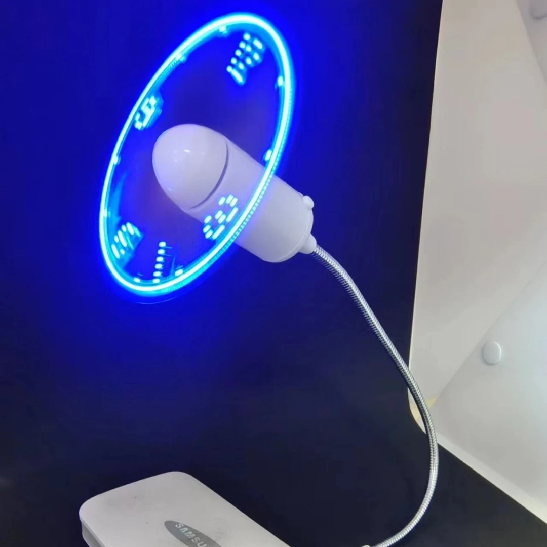 礼品促销品电脑usb直插仿时间闪字风扇创意仿迷你风扇发灯光智能