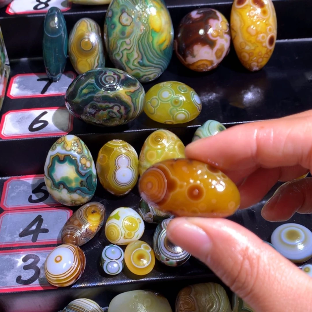 【闪购商品】玛瑙/玉髓珠宝奇石未镶嵌夏***?