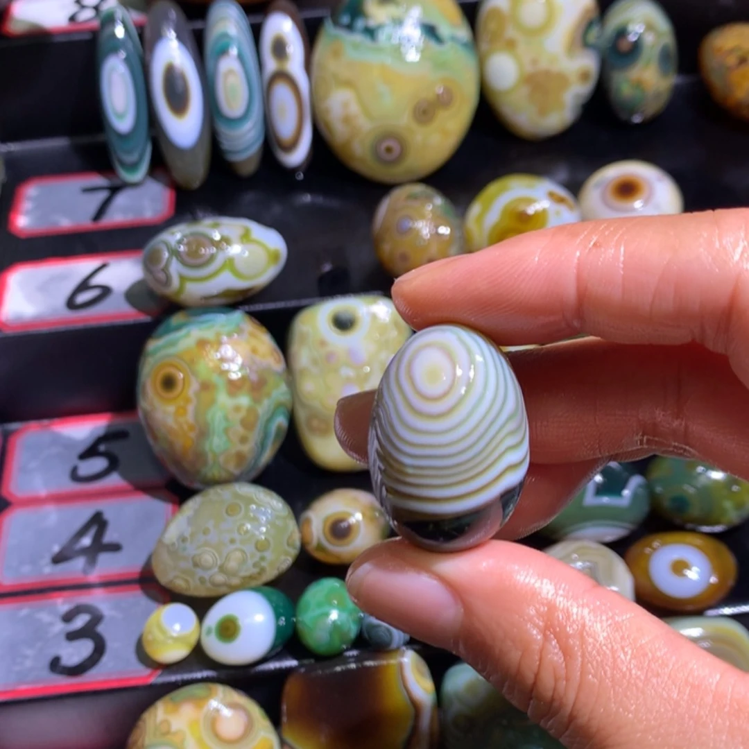 【闪购商品】玛瑙/玉髓珠宝奇石未镶嵌W*D