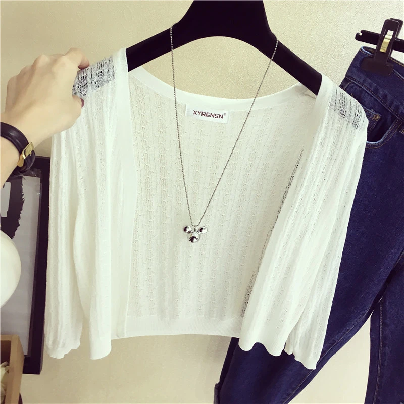 外搭小披肩开衫女夏季冰丝针织衫短款防晒空调衫配吊带裙薄款外套