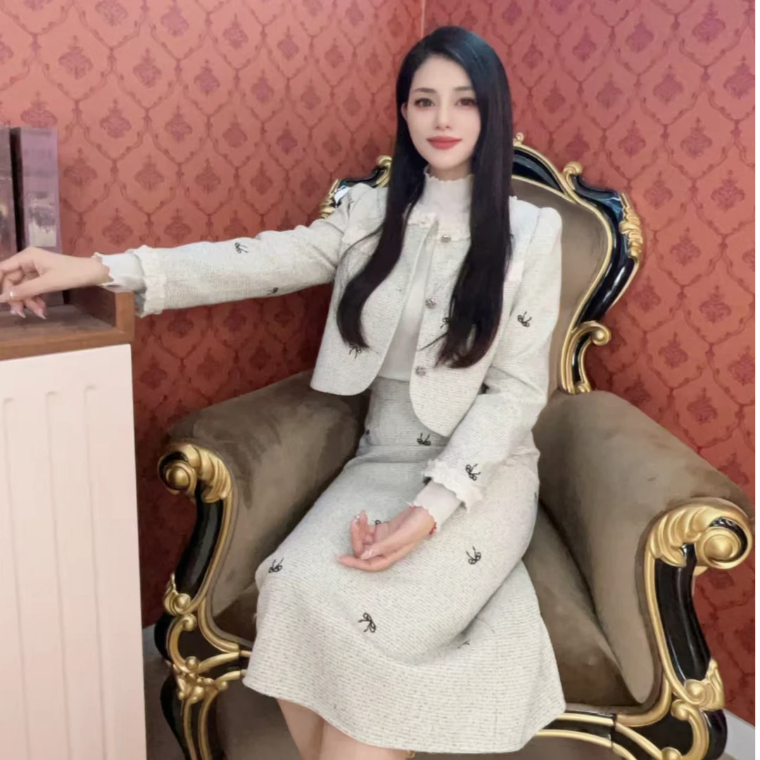 Pink Mary/粉红玛琍连衣裙小香风气质时尚套装TMANW9702