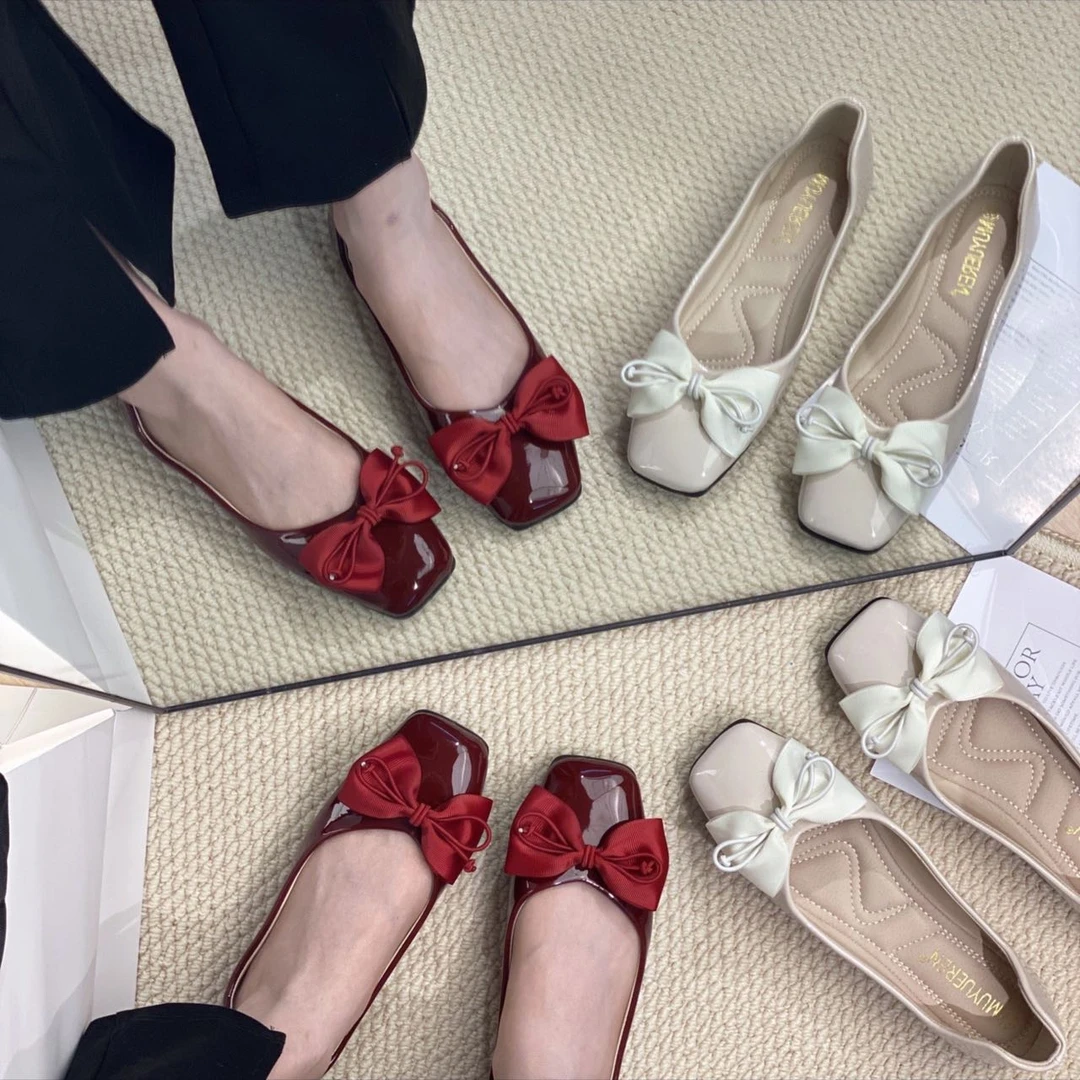 软底平头单鞋女平底气质高档时尚布料蝴蝶结尖头通勤大码女鞋