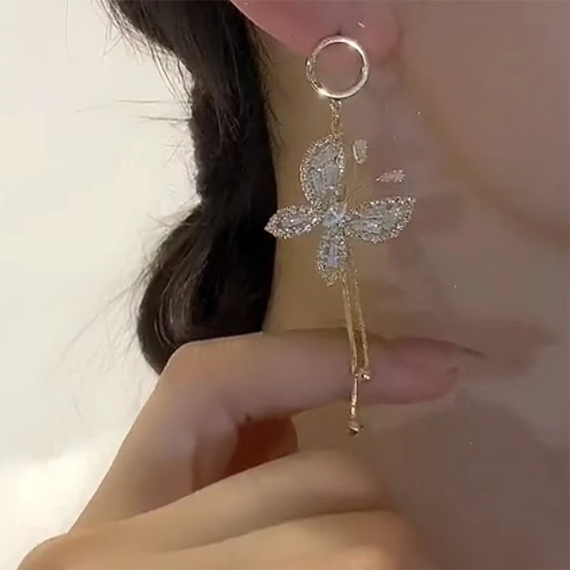 铜合金耳饰 不对称蝴蝶长款流苏耳环女气质高级感轻奢耳饰PT0278