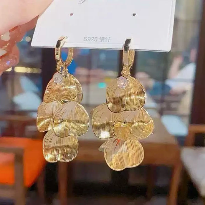 铜合金耳饰 轻奢小众夸张花瓣金属感长款流苏耳环设计感PT0300