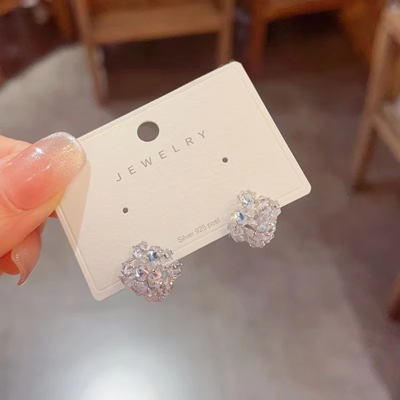 铜合金耳饰 高级感超闪满钻耳钉小巧轻奢时尚耳环爆款PT0282