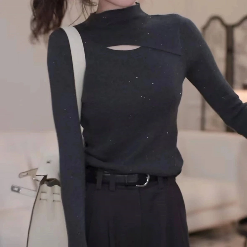 2025新款气质百搭时尚设计感半高领镂空打底长袖上衣女