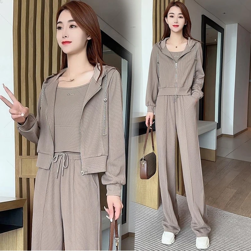 时尚休闲套装女2025年春秋季新款洋气背心外套阔腿裤运动服三件套