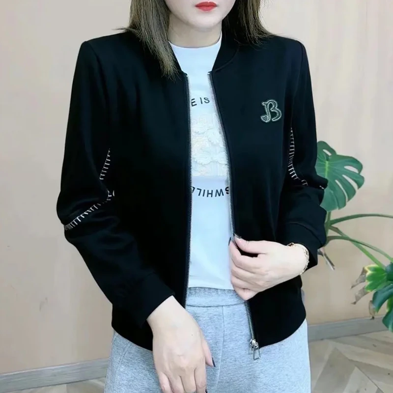 高含棉2024年秋季新款时尚百搭显瘦短外套女休闲修身减龄拉链上衣