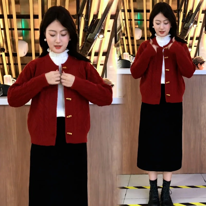 时尚复古麻花毛衣开衫女2024年秋冬新款宽松外穿牛角扣针织衫外套