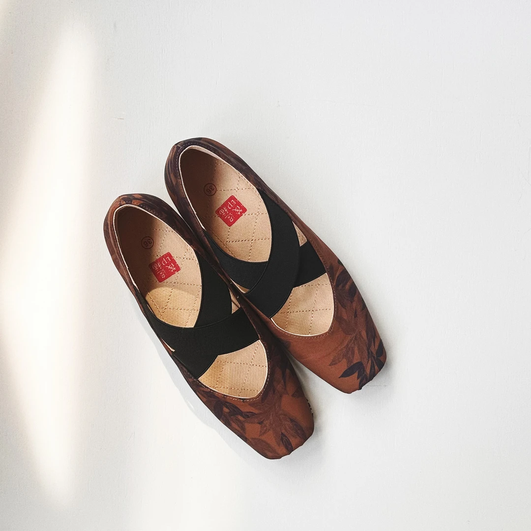 初见十三娘边福茂香云纱手工鞋