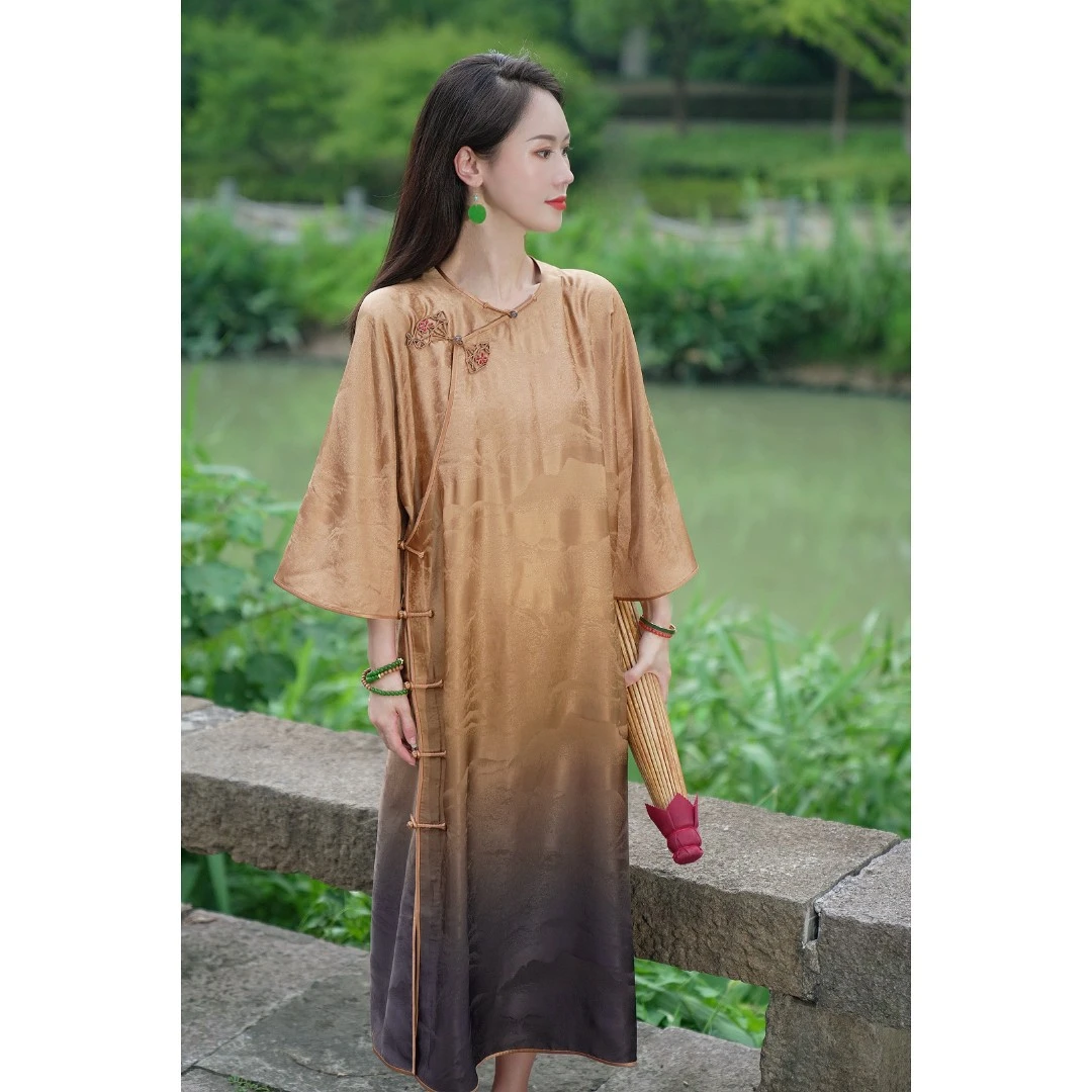 初见十三娘『子兮』复古国风夏季宽松渐变色气质显瘦提花香云纱袍子