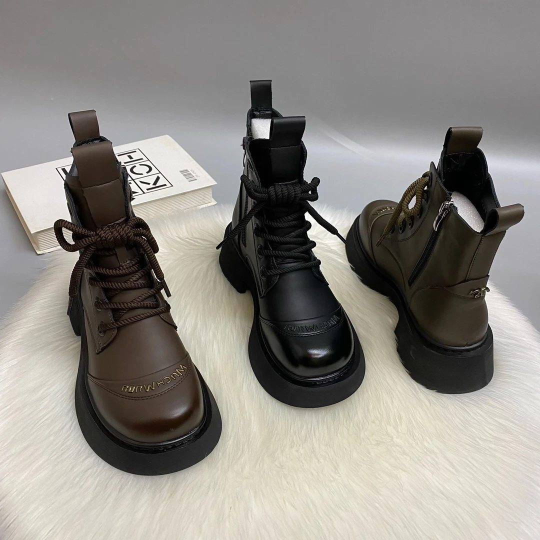 洋气马丁靴女英伦风2024年新款秋冬季显瘦美拉德风加绒爆款短靴