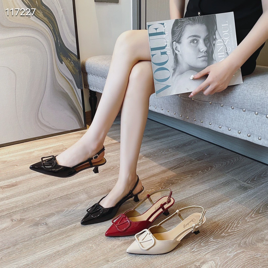 34-40码/4公分/新款洋气尖头低中跟包头凉`