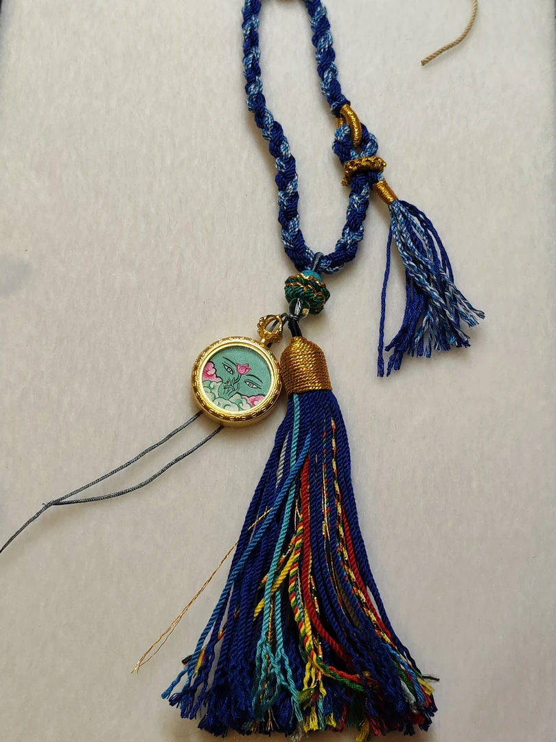 纯手绘小唐卡绿度母直径2.0cm包挂