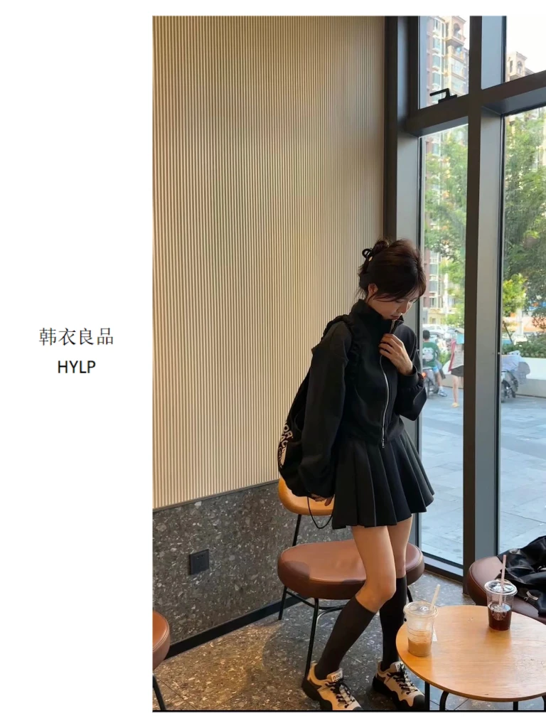 【画廊女孩】立领外套+百褶裙