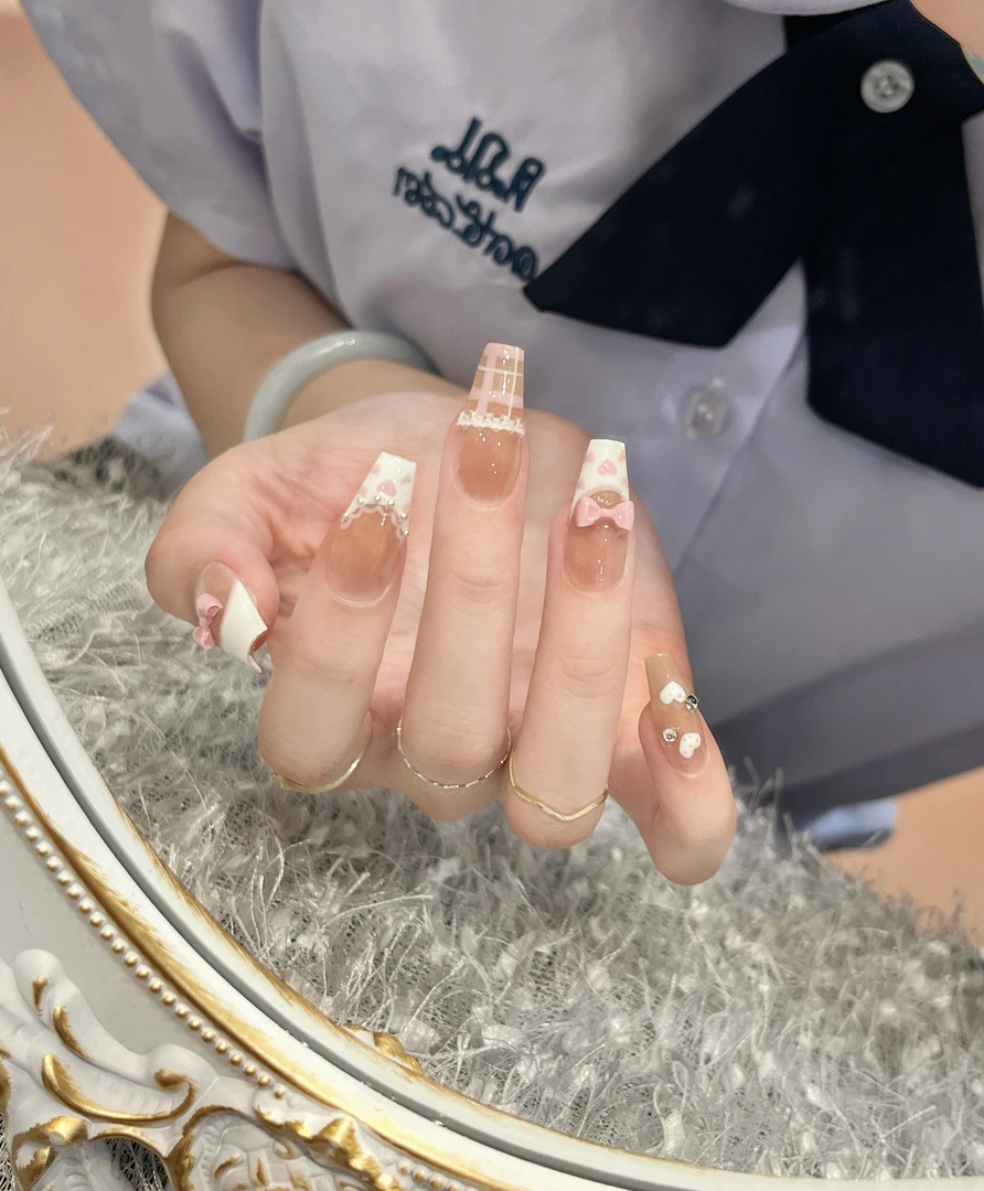 【高甜预警】珍珍手工穿戴甲春夏甜美多巴胺手绘格纹蝴蝶结饰品美甲