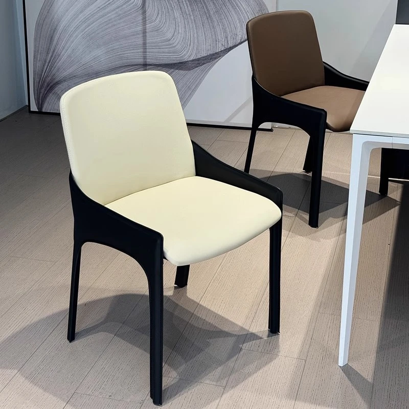 意式极简餐椅设计师家用北欧轻奢硬皮休闲椅现代简约靠背软包椅子