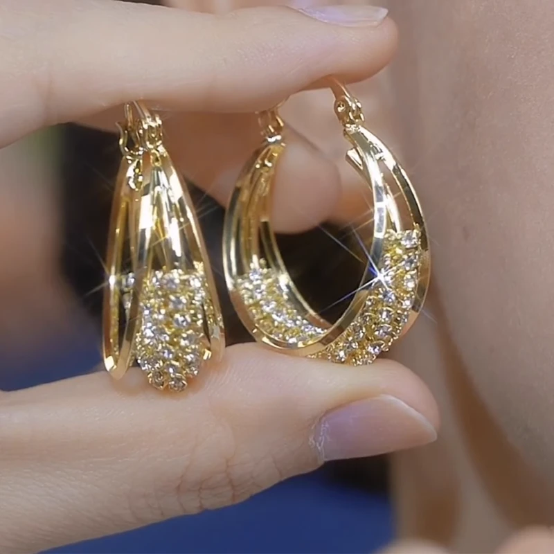 合金耳饰 圈圈耳环女轻奢小众设计感镶钻气质圆脸显瘦耳圈耳饰品