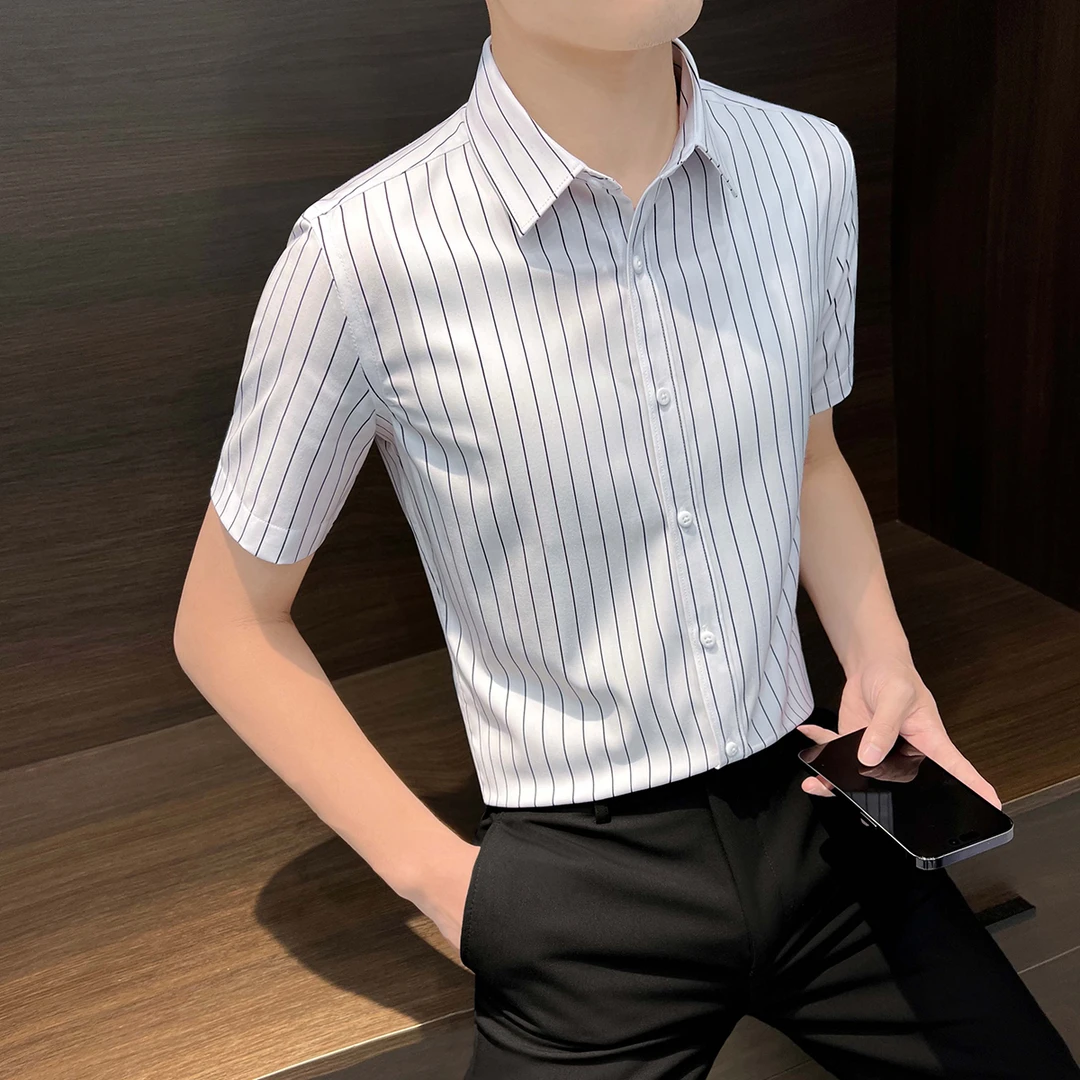 冰丝条纹短袖衬衫男夏季薄款2024潮款商务休闲男装高端上档次衬衣