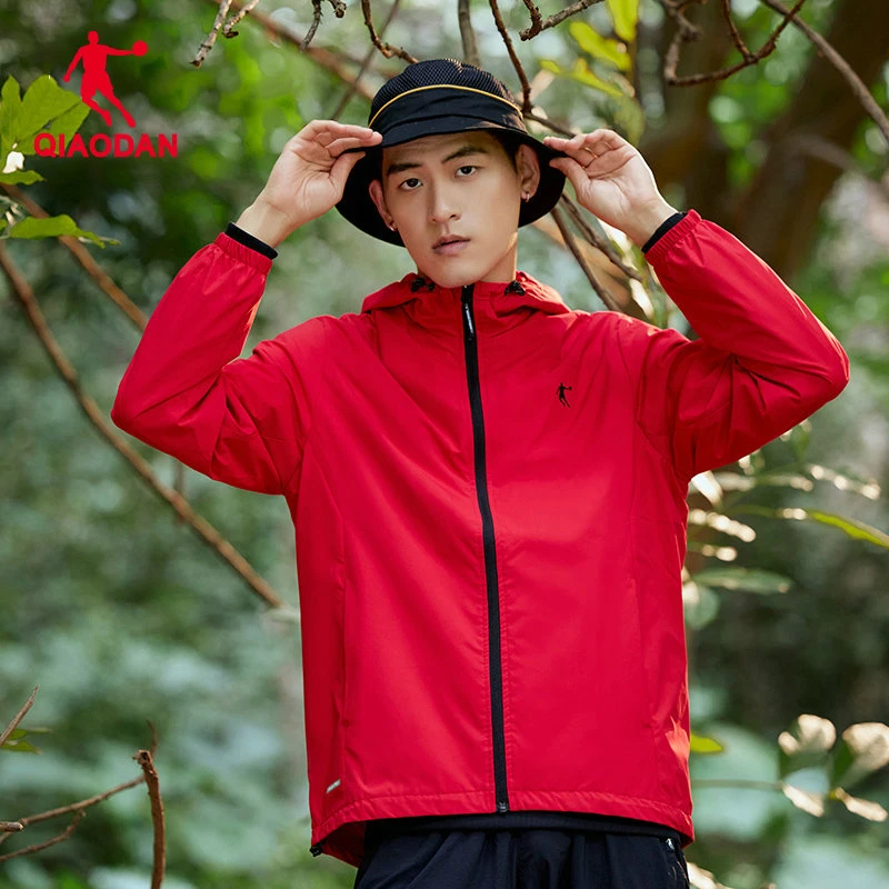 乔丹【山神系列】秋冬硬壳运动户外防风防泼水登山夹克风XFD1392173