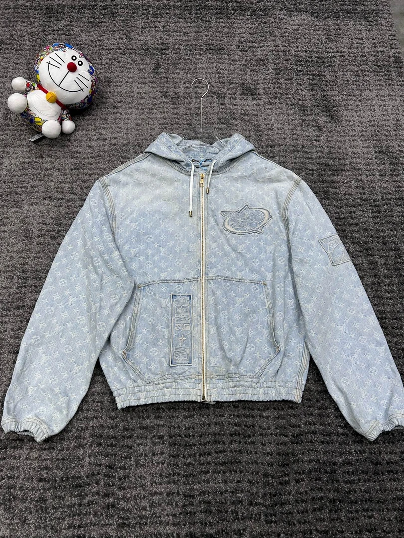 LV Louis Vuitton NBA 满印老花牛仔外套 尺码/52 成色/98 HZ7234