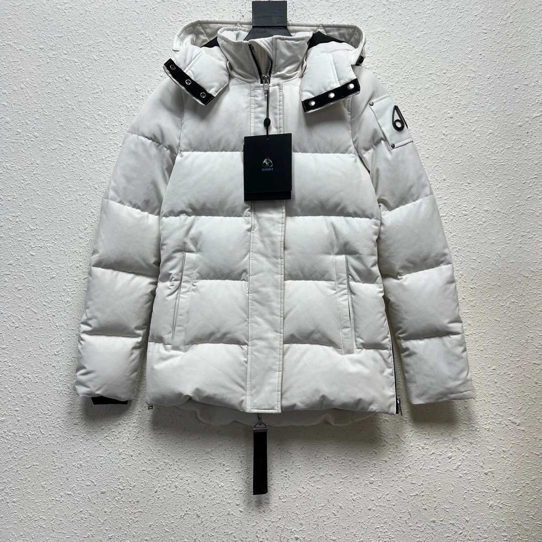 Moose Knuckles 女士长款羽绒服 尺码/S 成色/全新带吊 XJ0022