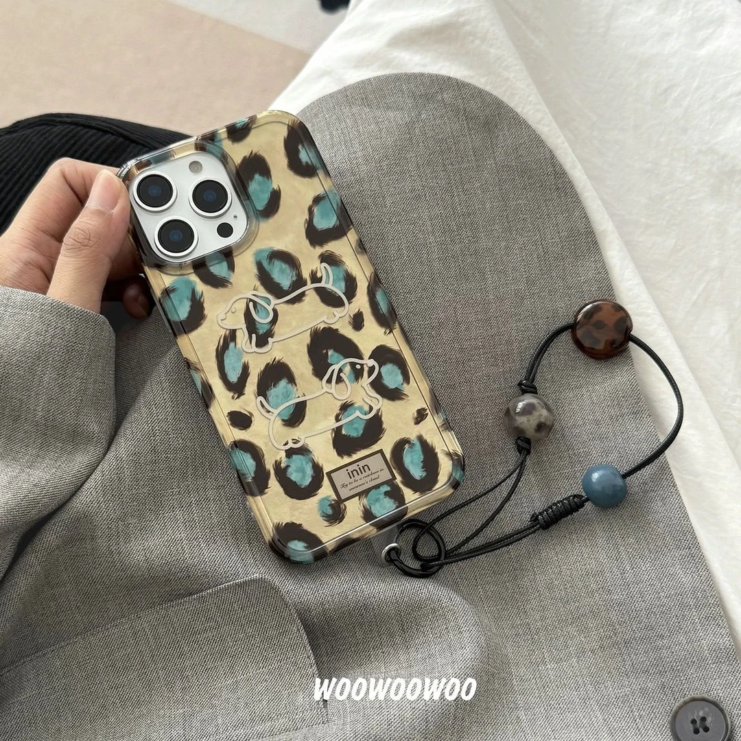 秋冬高级轻奢风复古豹纹手机壳适用iphone16promax苹果15新款14女