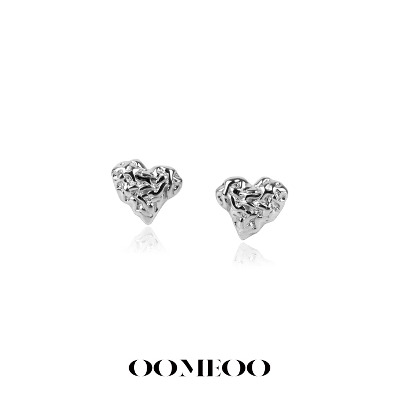 925银耳饰 肌理感小爱心耳钉2022年新款潮小众设计感养耳洞冷淡