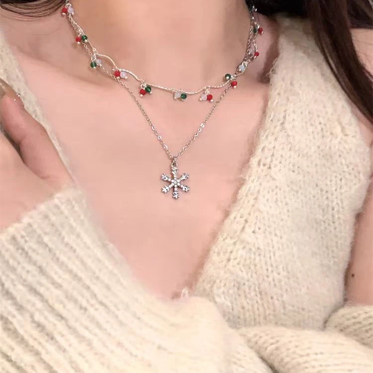 合金项链 （圣诞）B31597圣诞雪花项链百搭彩色颈链超仙设计感坠链