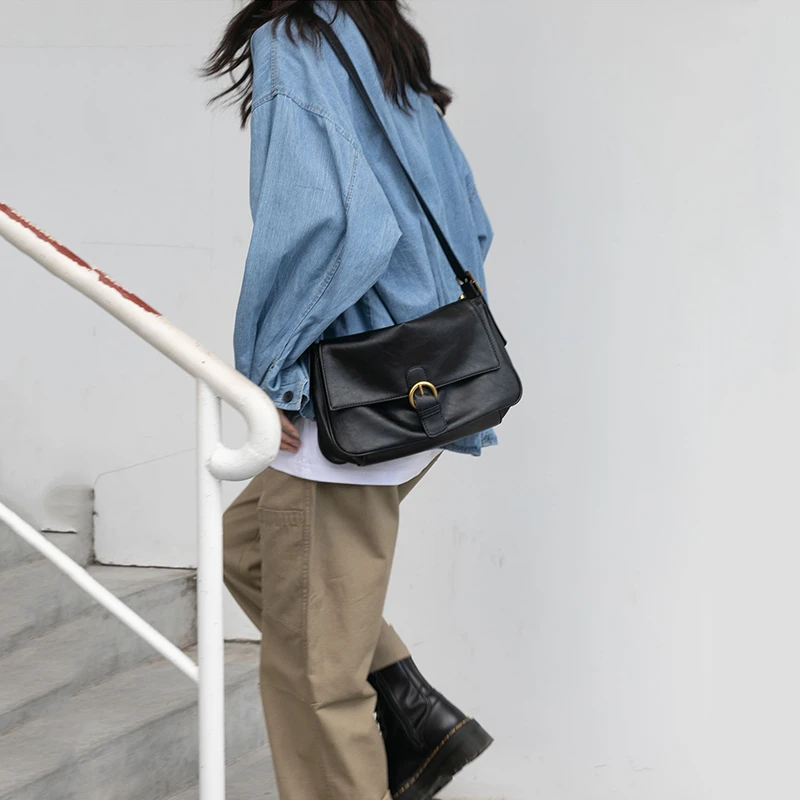 法棍包软皮单肩腋下包女百搭2023新款ins潮复古翻盖斜挎包手提包